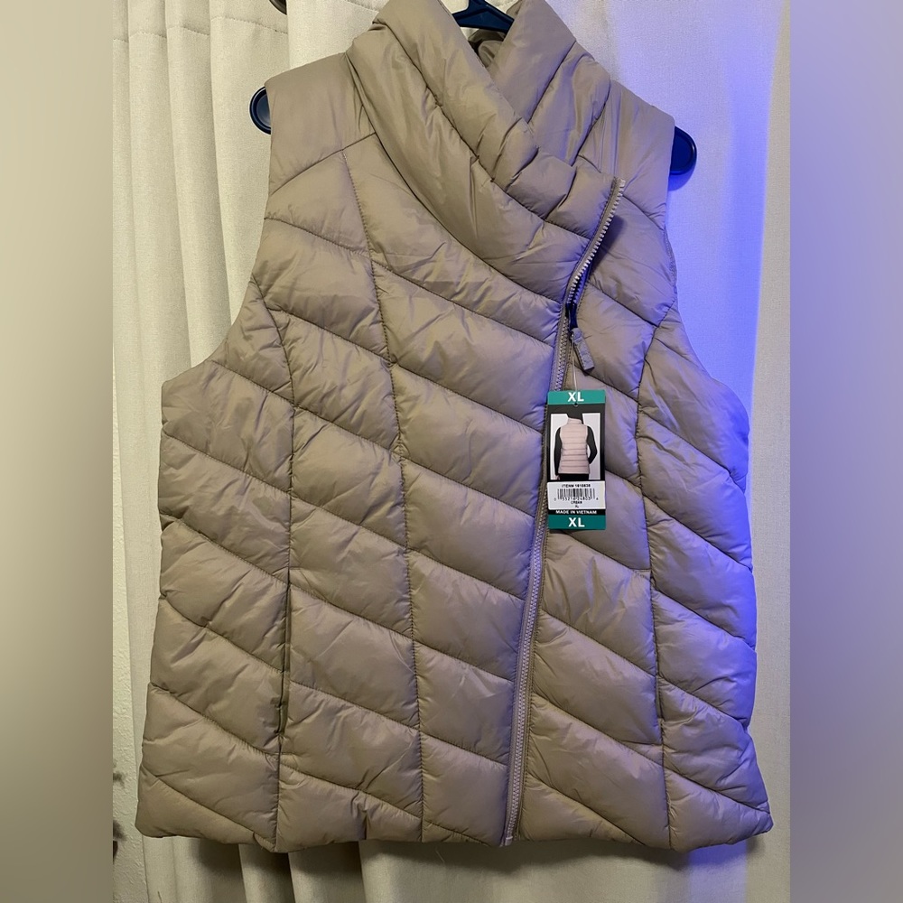 COPY - New with tags sleeveless Vest